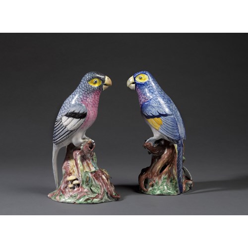 Two faience parrots 